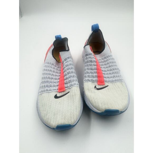 Womens Nike React Phantom Run Flyknit 2 Running Shoe Size 7.5 Grey/Blue - Picture 1 of 5